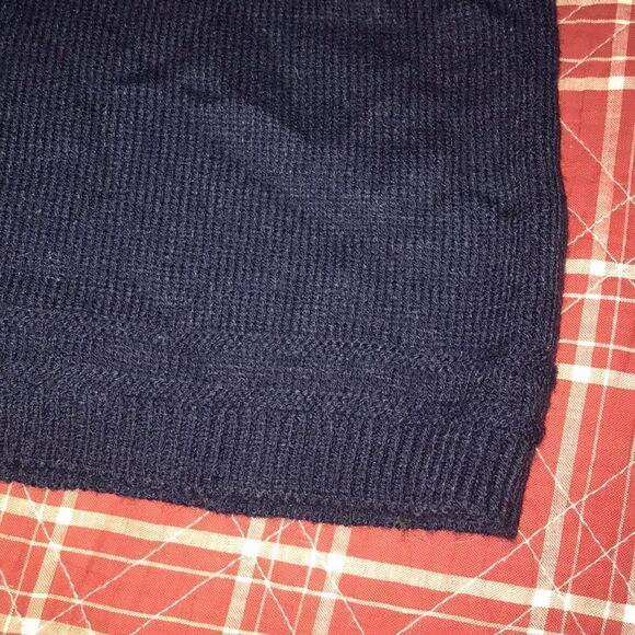 New York & company blue geometric print squares Christmas new year sweater - Picture 8 of 9